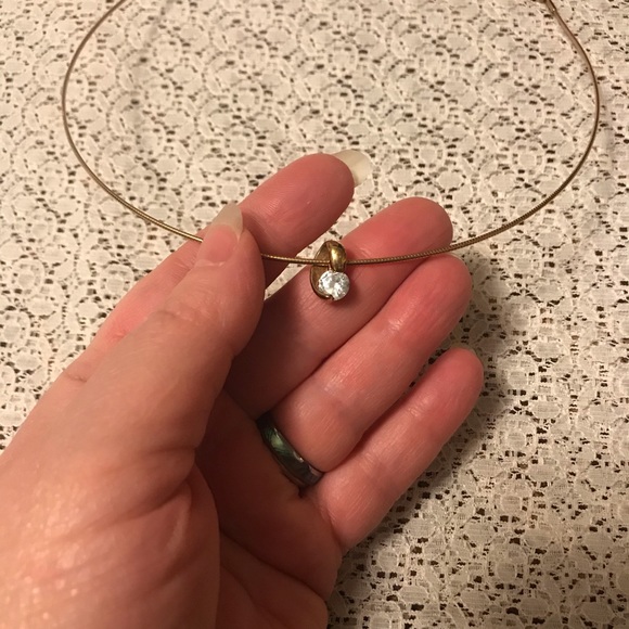 Vintage Jewelry - Goldtone single rhinestone choker necklace